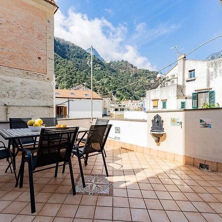 Ziro House Amalfi Apartment Luaran gambar