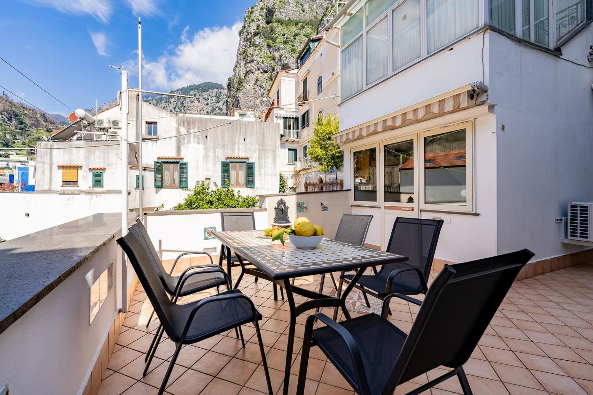 Ziro House Amalfi Apartment Luaran gambar