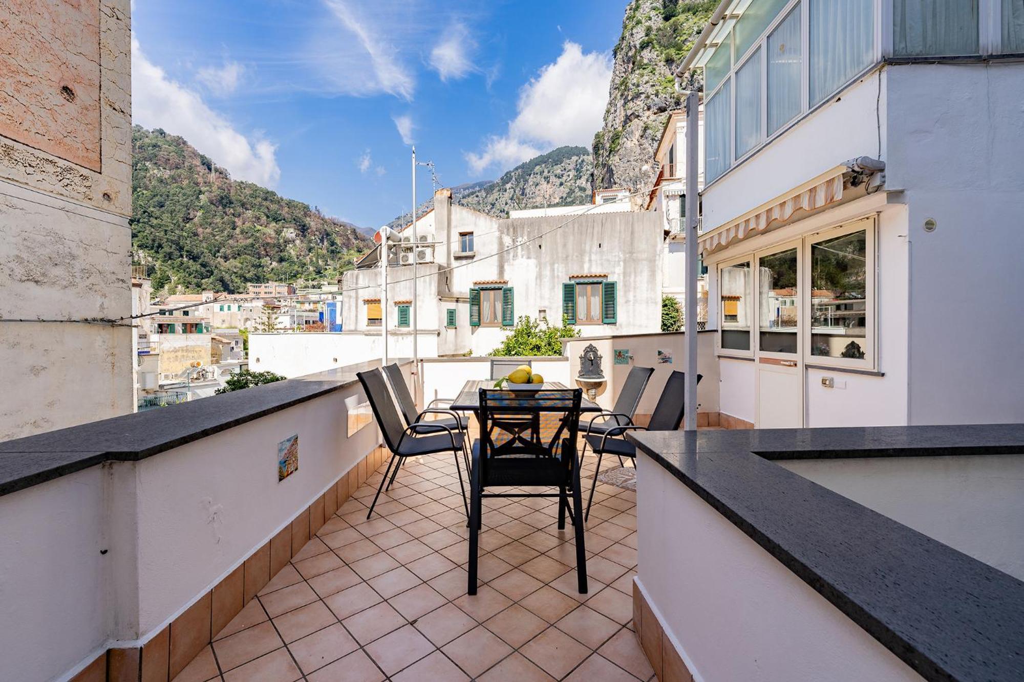Ziro House Amalfi Apartment Luaran gambar